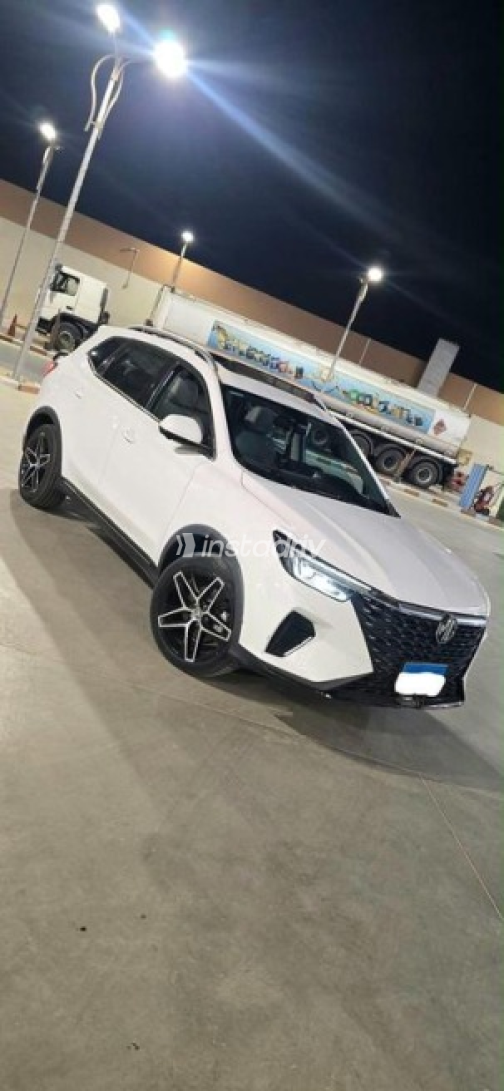 MG Rx5 2023 White Automatic Used for Sale in Cairo - 10