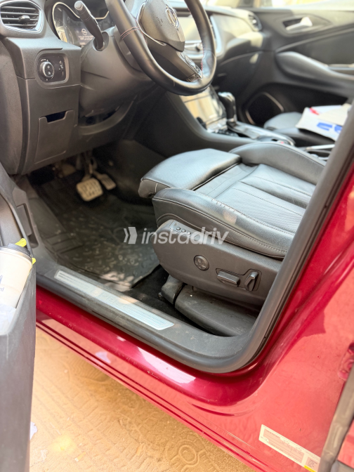Opel Grandland 2021 Red Automatic Used for Sale in Greater Cairo ( Cairo + Giza) - 2
