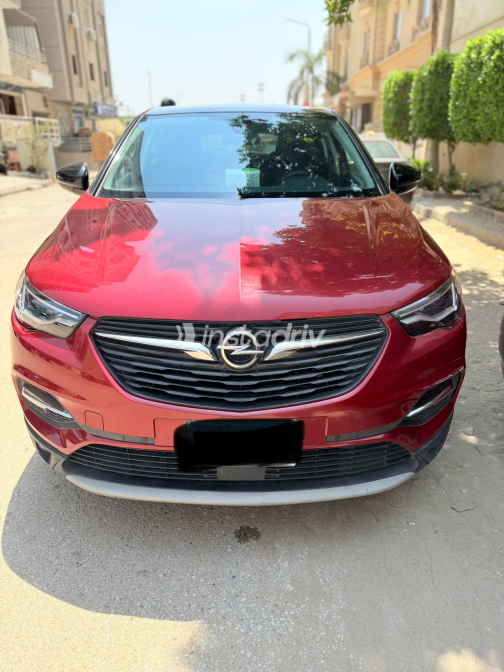 Opel Grandland 2021 Red Automatic Used for Sale in Greater Cairo ( Cairo + Giza) - 3
