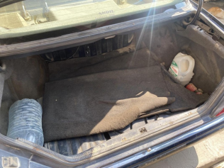 Mercedes 200 1988 Blue Automatic Used for Sale in Alexandria