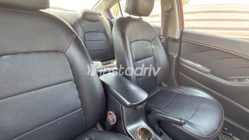 Kia Cerato 2017 White Automatic Used for Sale in Greater Cairo ( Cairo + Giza) - 8