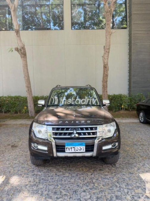 Mitsubishi Pajero 2019 Brown Automatic Used for Sale in Nasr city - 4