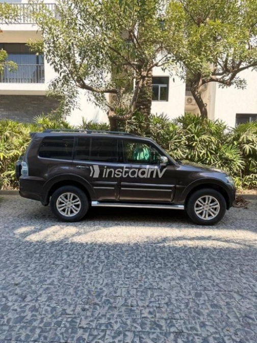 Mitsubishi Pajero 2019 Brown Automatic Used for Sale in Nasr city - 5