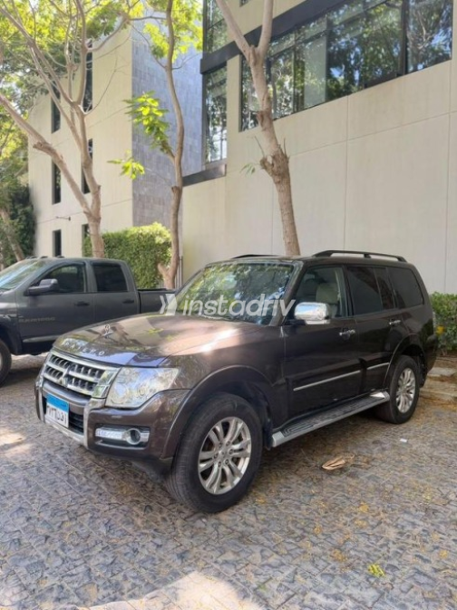 Mitsubishi Pajero 2019 Brown Automatic Used for Sale in Nasr city - 8