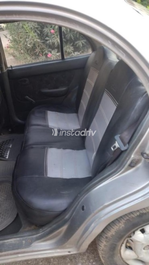 Hyundai Accent 1999 Silver Automatic Used for Sale in El Mahalla - 4