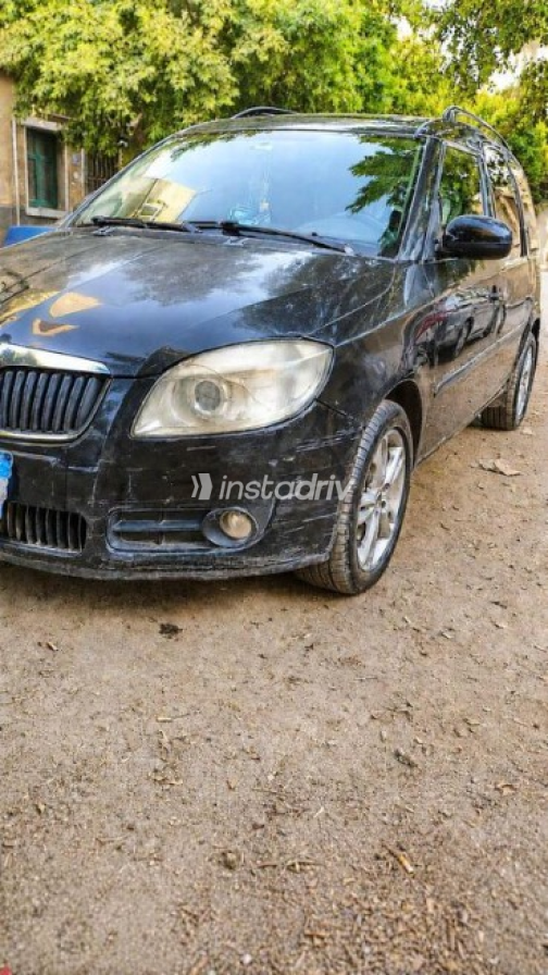 Skoda Roomster 2008 Black Automatic Used for Sale in Cairo - 6