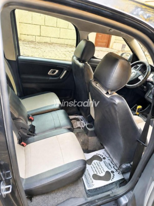 Skoda Roomster 2008 Black Automatic Used for Sale in Cairo - 9