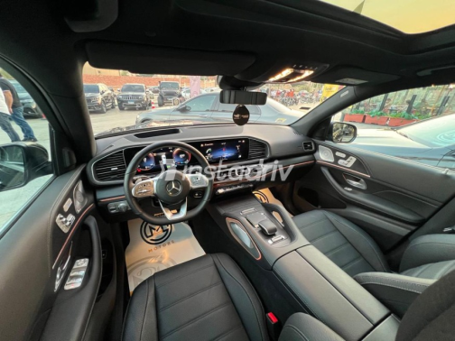 Mercedes GLS 2023 Black Automatic Used for Sale in Cairo - 3