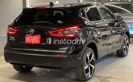 Nissan Qashqai 2018 Black Automatic Used for Sale in Cairo - 8