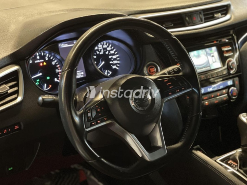 Nissan Qashqai 2018 Black Automatic Used for Sale in Cairo - 9