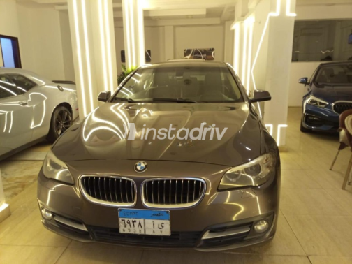 بي ام دبليو 520 2016 ذهبي أوتوماتيك مستعملة للبيع في طنطا - 2