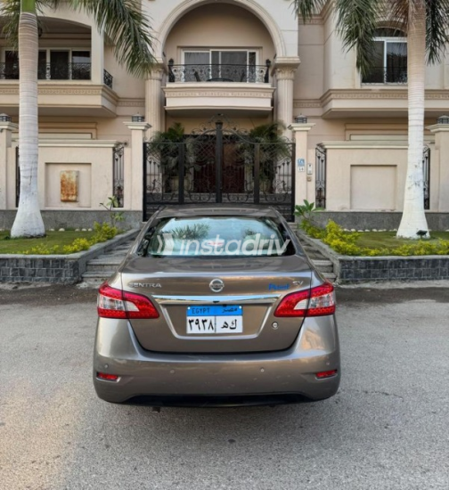 Nissan Sentra 2019 Brown Automatic Used for Sale in Nasr city - 5