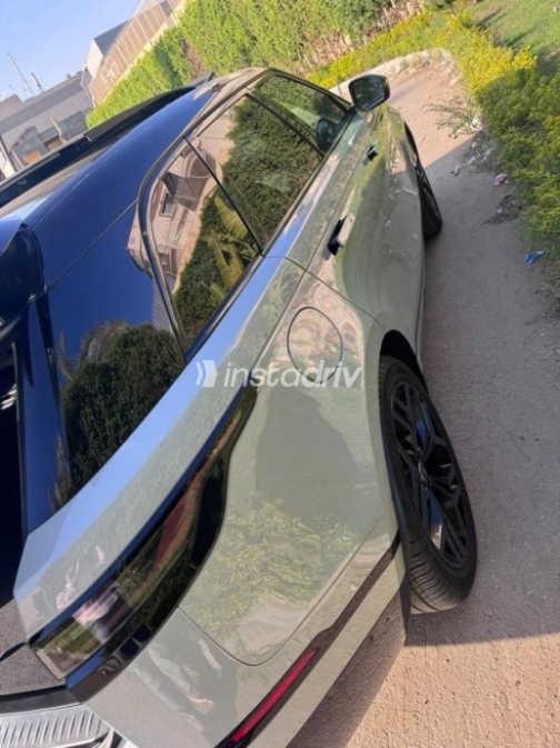 Land Rover Velar 2024 White Automatic Used for Sale in Cairo - 4