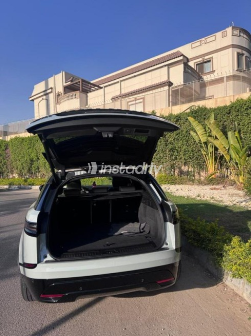 Land Rover Velar 2024 White Automatic Used for Sale in Cairo - 5