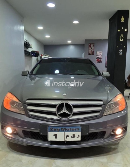 Mercedes C 180 2009 Silver Automatic Used for Sale in Zagazig - 4