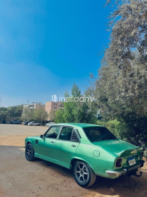 بيجو 504 1979 أخضر أوتوماتيك مستعملة للبيع في العاشر من رمضان - 3