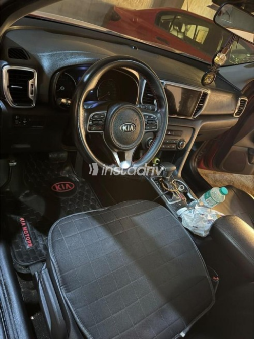 Kia Sportage 2018 White Automatic Used for Sale in Greater Cairo ( Cairo + Giza) - 3