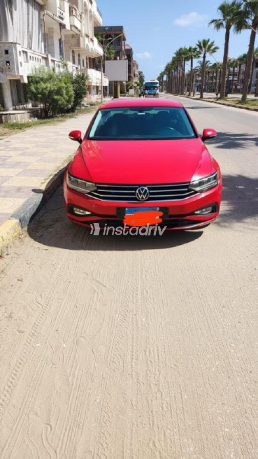 Volkswagen Passat 2021 Red Automatic Used for Sale in Damietta - 1