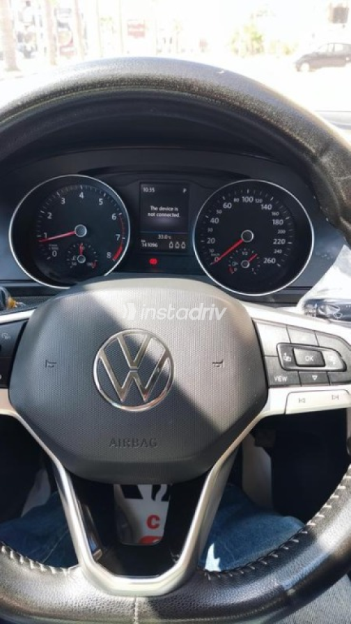 Volkswagen Passat 2021 Red Automatic Used for Sale in Damietta - 4