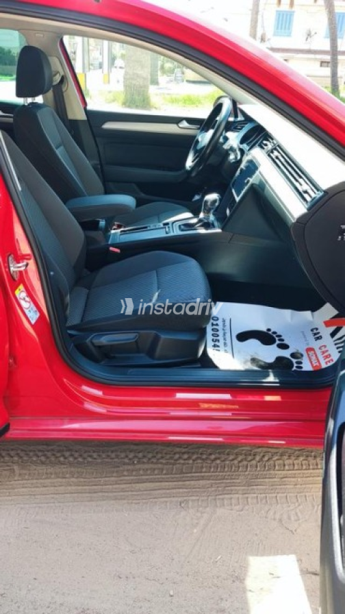 Volkswagen Passat 2021 Red Automatic Used for Sale in Damietta - 7
