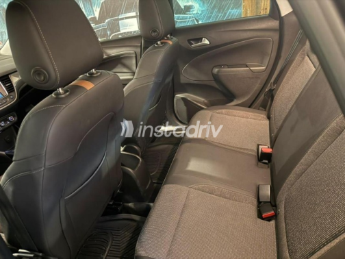Opel Crossland 2021 White Automatic Used for Sale in Nasr city - 7
