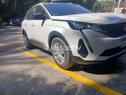 Peugeot 3008 2025 White Automatic Used for Sale in Cairo - 2
