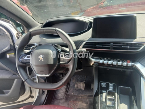 Peugeot 3008 2025 White Automatic Used for Sale in Cairo - 7
