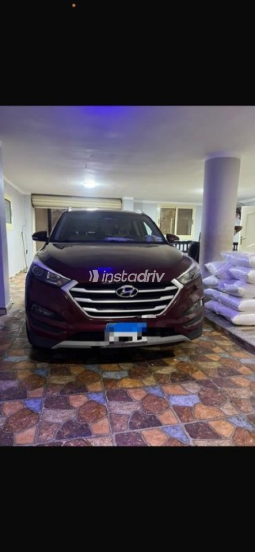 Hyundai Tucson 2017 White Automatic Used for Sale in Greater Cairo ( Cairo + Giza) - 2