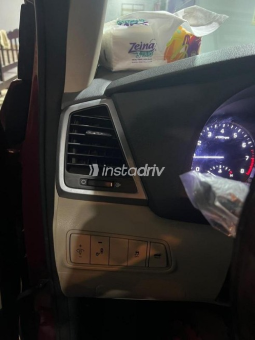 Hyundai Tucson 2017 White Automatic Used for Sale in Greater Cairo ( Cairo + Giza) - 9