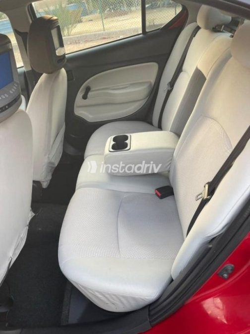 Mitsubishi Attrage 2014 Red Automatic Used for Sale in Cairo - 5