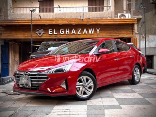 Hyundai Elantra 2025 Red Automatic Used for Sale in Cairo - 1