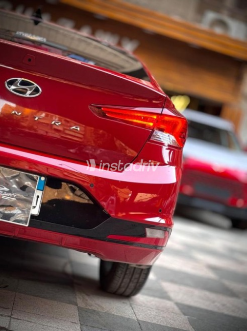 Hyundai Elantra 2025 Red Automatic Used for Sale in Cairo - 3