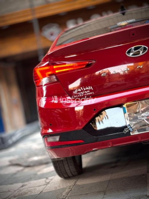 Hyundai Elantra 2025 Red Automatic Used for Sale in Cairo - 7