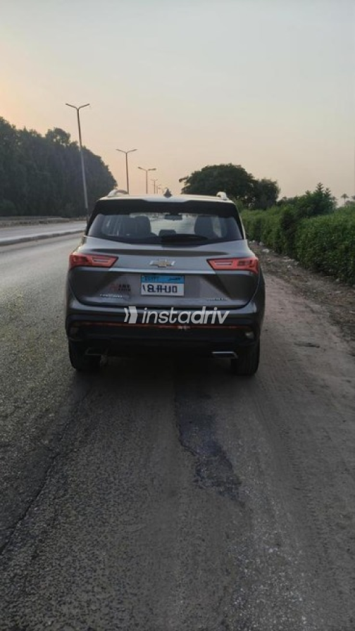 Chevrolet Captiva 2020 Gray Automatic Used for Sale in Warraq - 4