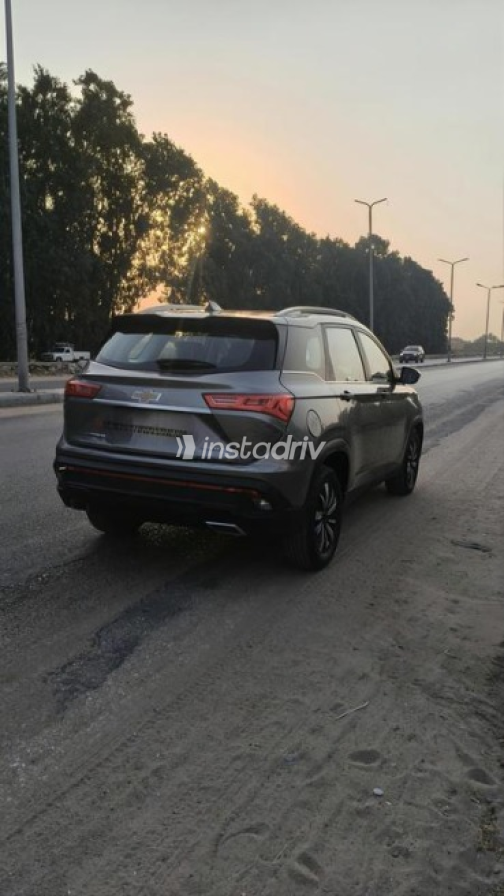 Chevrolet Captiva 2020 Gray Automatic Used for Sale in Warraq - 5
