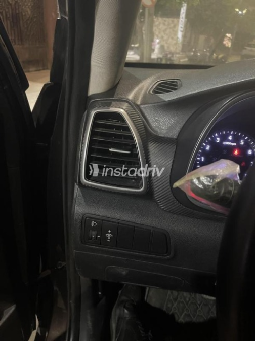 Hyundai Tucson 2021 White Automatic Used for Sale in Greater Cairo ( Cairo + Giza) - 4