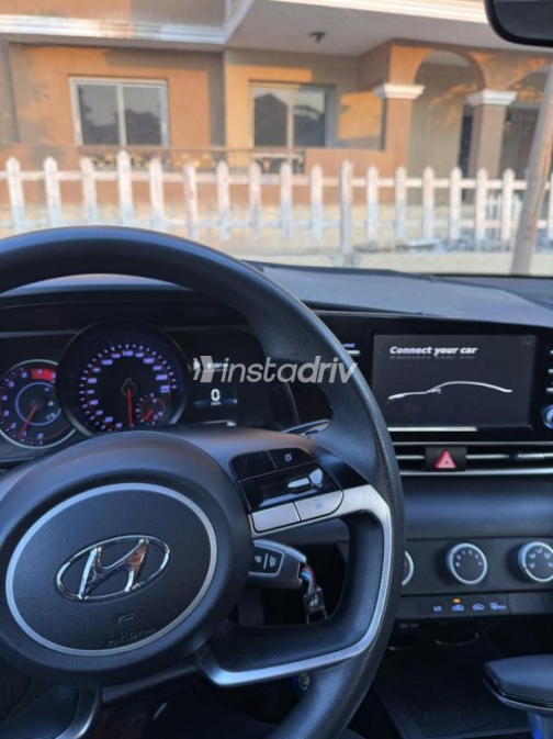 Hyundai Elantra CN7 2022 White Automatic Used for Sale in Greater Cairo ( Cairo + Giza) - 5