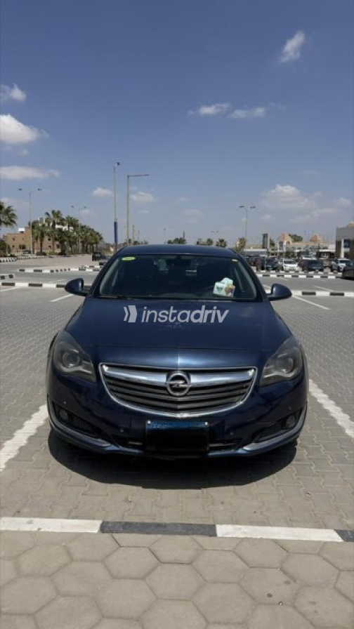 Opel Insignia 2017 White Automatic Used for Sale in Greater Cairo ( Cairo + Giza) - 1