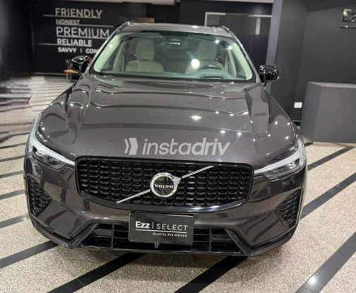 Volvo XC60 2024 Gray Automatic Used for Sale in Greater Cairo ( Cairo + Giza) - 1