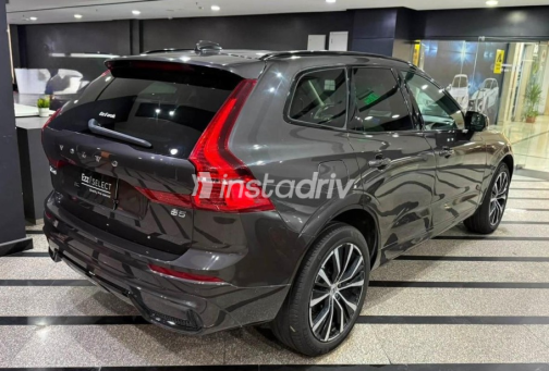 Volvo XC60 2024 Gray Automatic Used for Sale in Greater Cairo ( Cairo + Giza) - 4