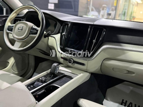 Volvo XC60 2024 Gray Automatic Used for Sale in Greater Cairo ( Cairo + Giza) - 8