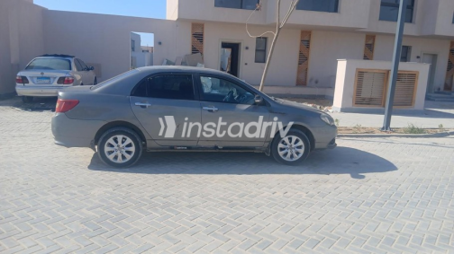 Byd F3 2020 White Automatic Used for Sale in Greater Cairo ( Cairo + Giza) - 4