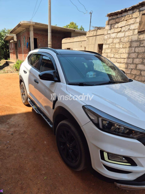 Hyundai Tucson 2021 White Automatic Used for Sale in Greater Cairo ( Cairo + Giza) - 3