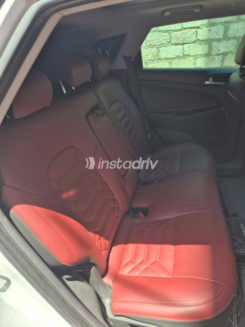 Hyundai Tucson 2021 White Automatic Used for Sale in Greater Cairo ( Cairo + Giza) - 8