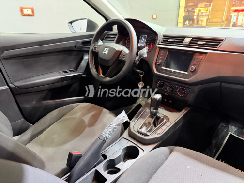 Seat Ibiza 2021 Blue Automatic Used for Sale in Greater Cairo ( Cairo + Giza) - 6