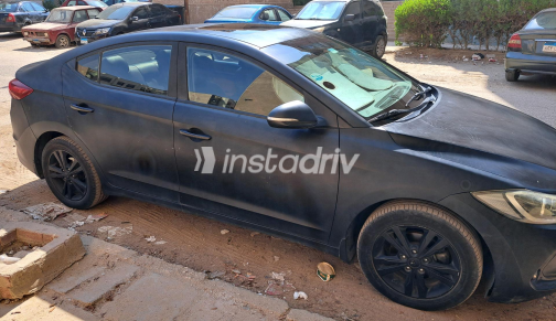 Hyundai Elantra AD 2019 Black Automatic Used for Sale in Greater Cairo ( Cairo + Giza) - 5