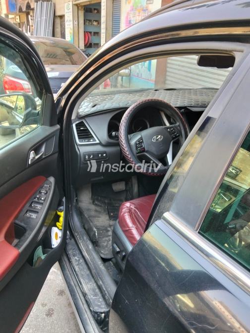 Hyundai Tucson 2018 Black Automatic Used for Sale in Greater Cairo ( Cairo + Giza) - 8