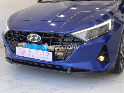 Hyundai I20 2022 Dark Blue Automatic Used for Sale in Greater Cairo ( Cairo + Giza) - 3