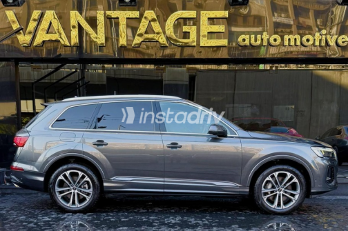 Audi Q7 2025 Gray Automatic Used for Sale in Cairo - 7
