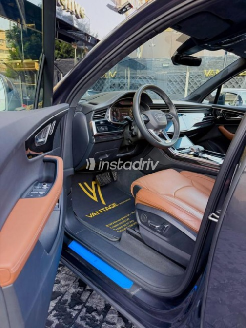 Audi Q7 2025 Gray Automatic Used for Sale in Cairo - 9